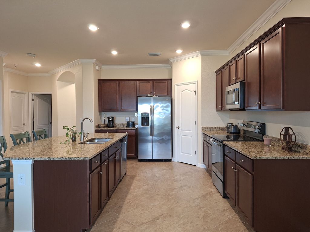 1641 Marton Ct - Property Image