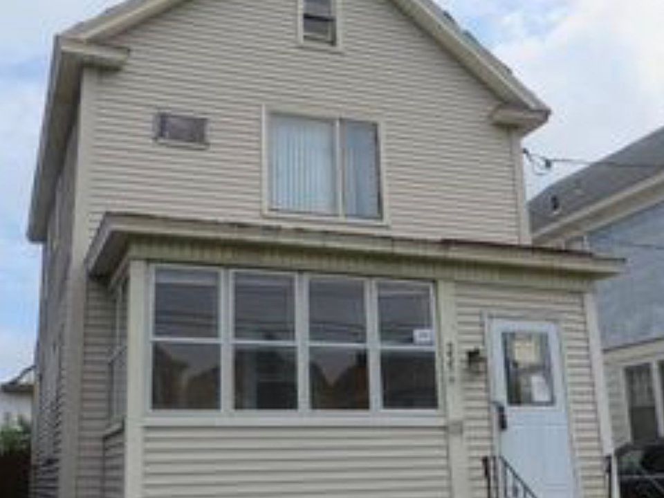 1st image of 335 Mountain St