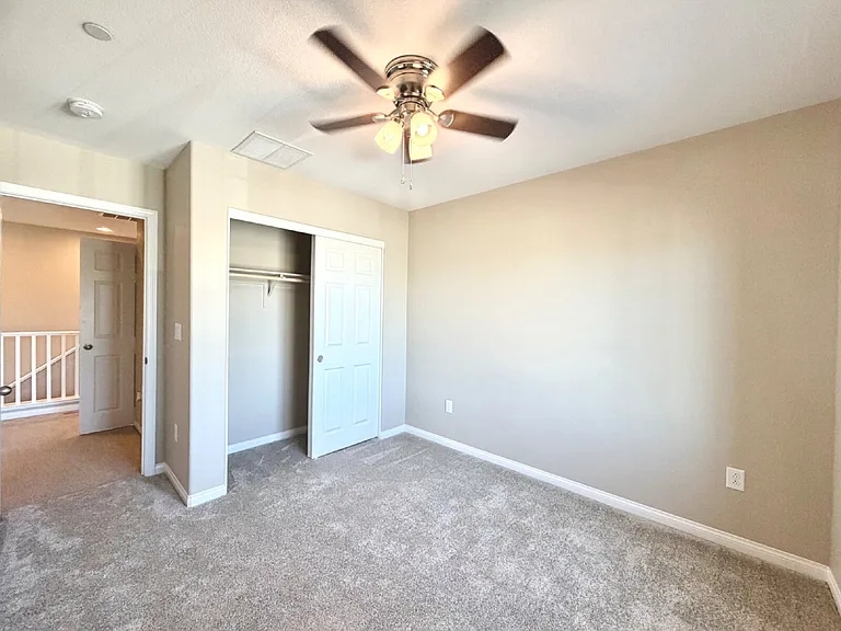 5039 Tranquil View St — Photo 33