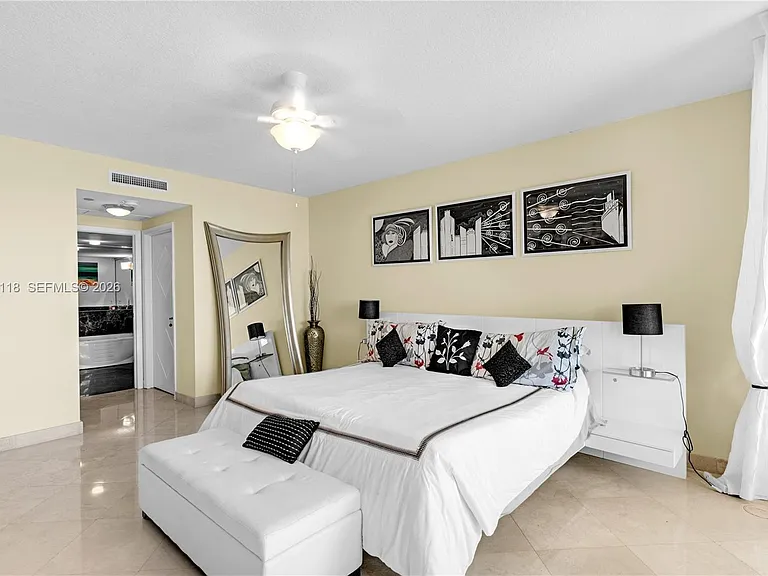 1455 Ocean Dr #1106 — Photo 15