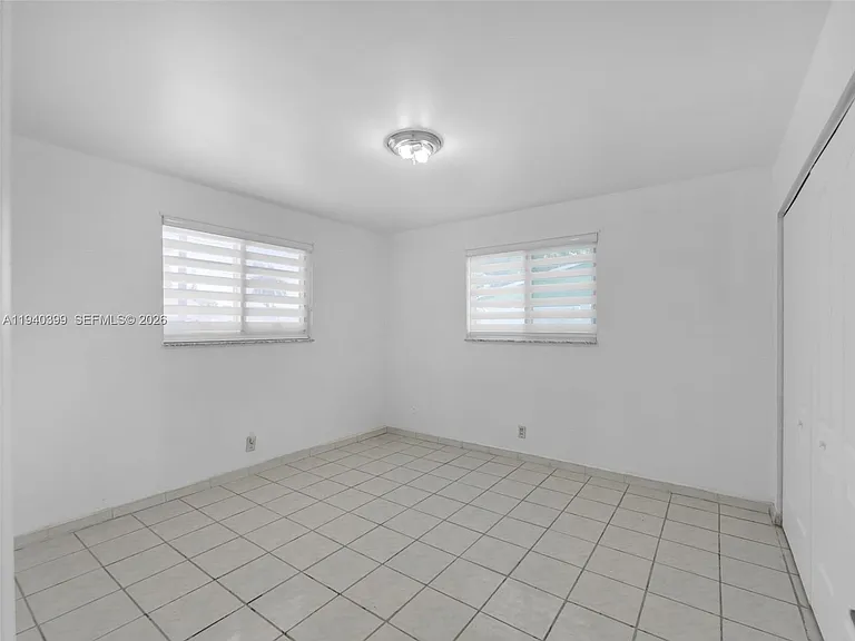 1811 SW 97th Ter #2 — Photo 24