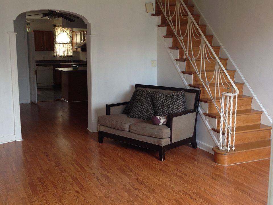 2nd image of 1330 Knorr St
