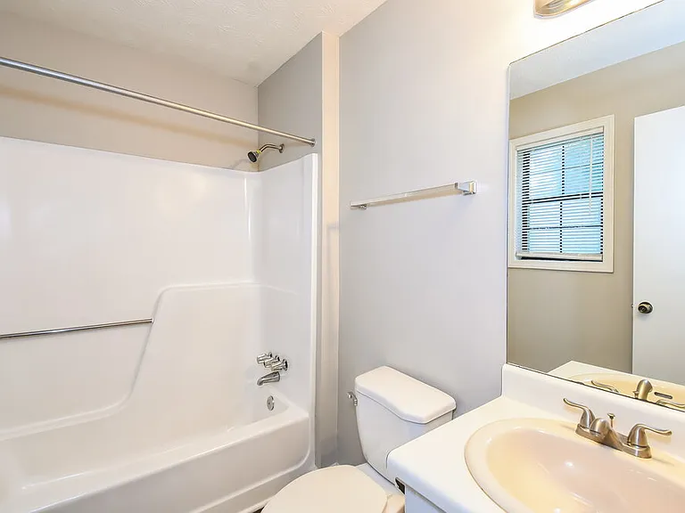 5376 Whitney Ct — Photo 15