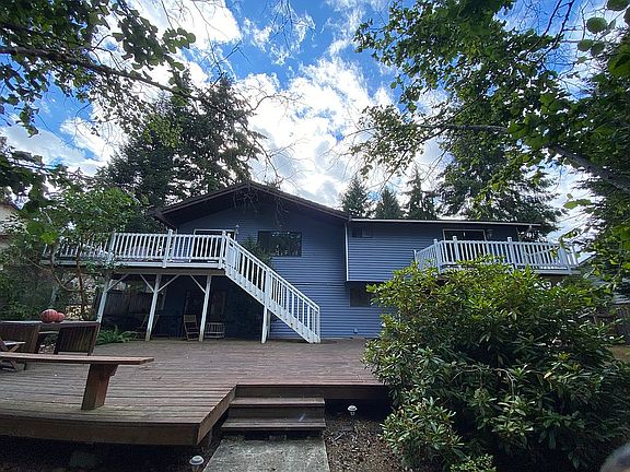 2nd image of 6720 80th Ave SE
