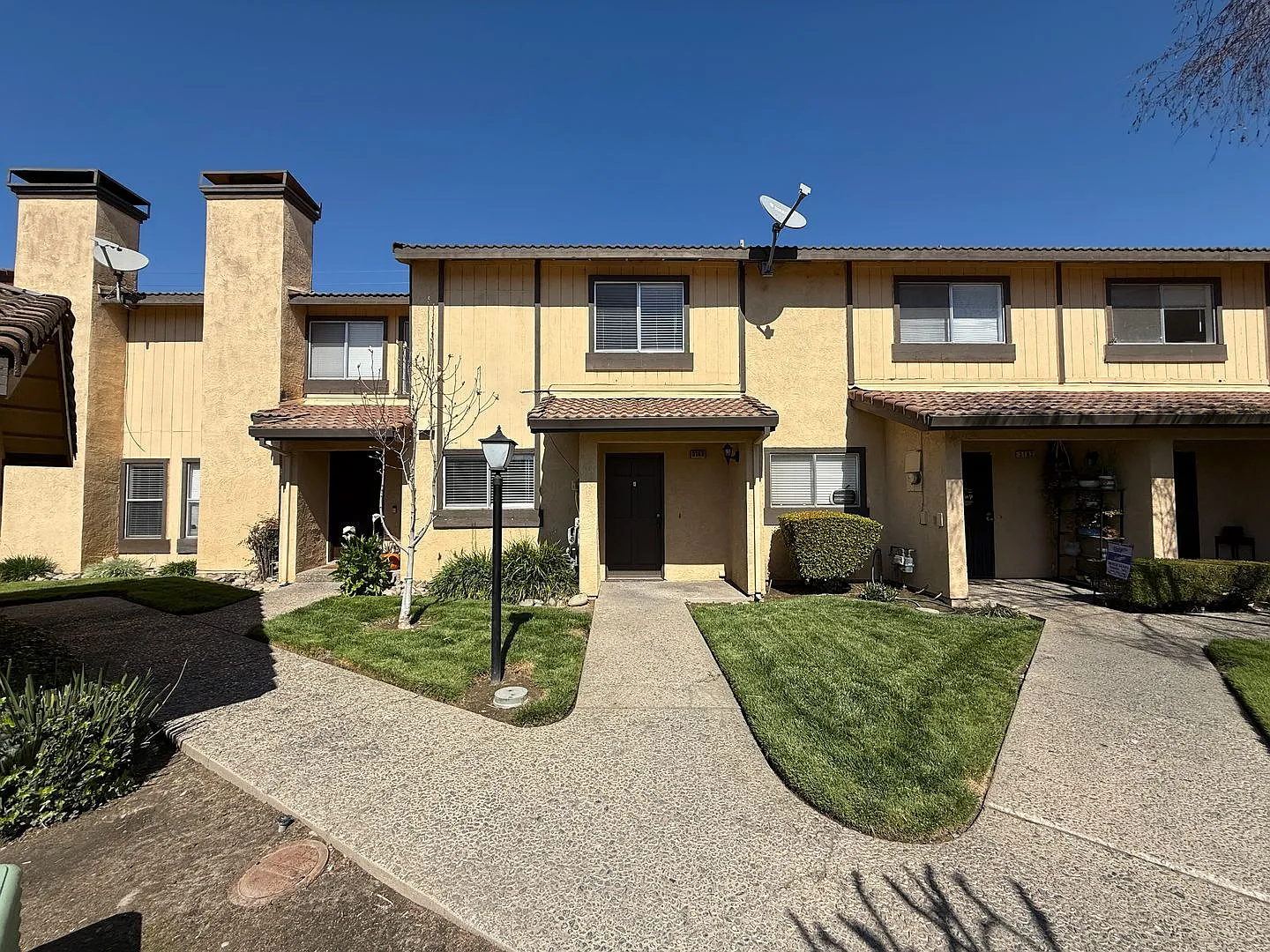 3160 Andre Ln photo 1