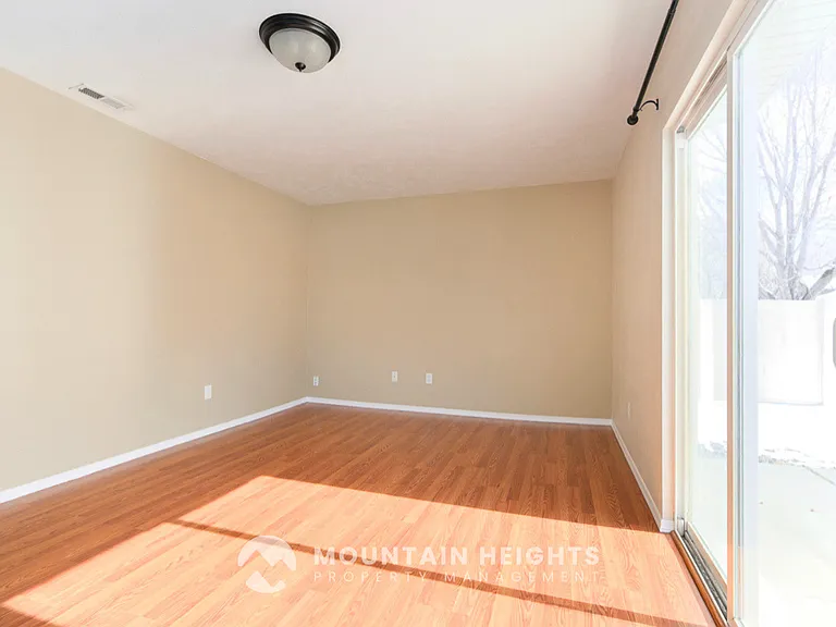 1953 W Black Angus Dr — Photo 19
