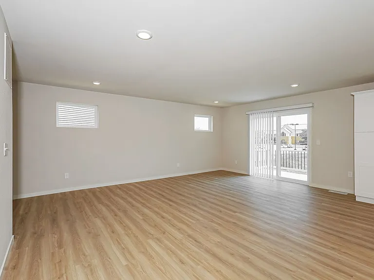 8191 Crestbrook Ct — Photo 5