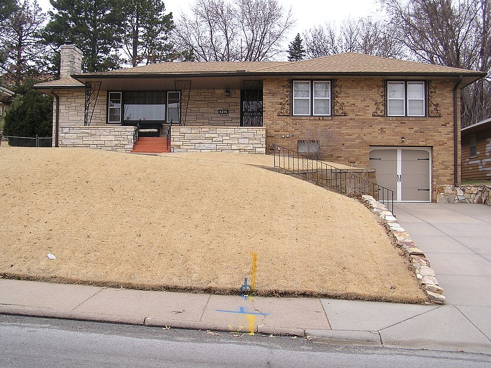 Charming & Well Maintained