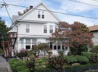 105 Tremont St, Ansonia, CT 06401