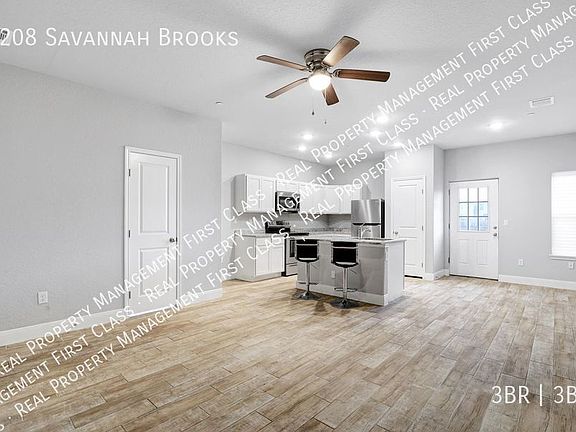 5th image of 7208 Savannah Brks