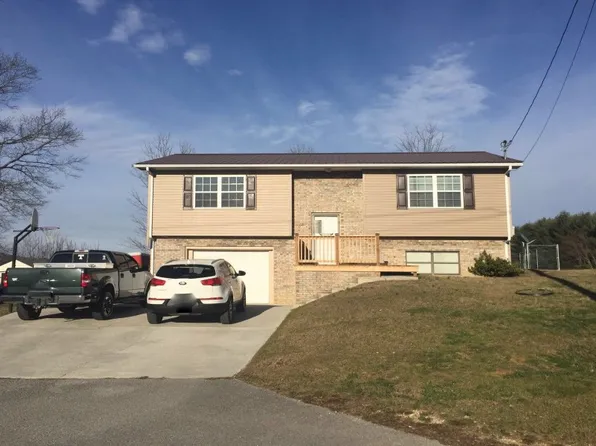 183 Crowley Cir, Jacksboro, TN 37757