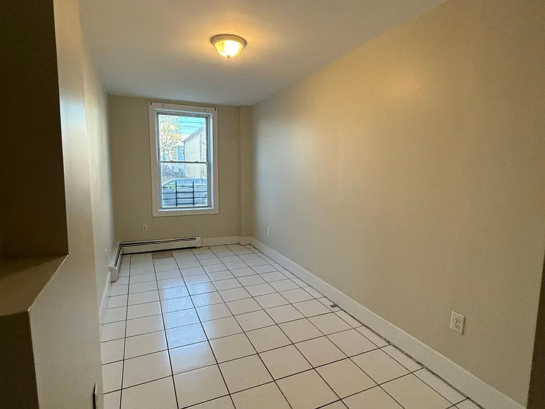 901 Bergen St #3E — Photo 3