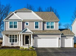 592 Willow Grove Dr, Delaware, OH 43015