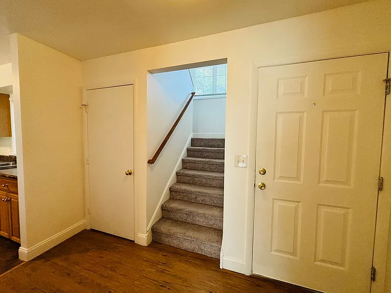 322 Shenandoah Cir — Photo 12