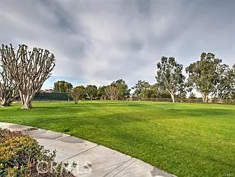 115 Stanford Ct #50 — Photo 25