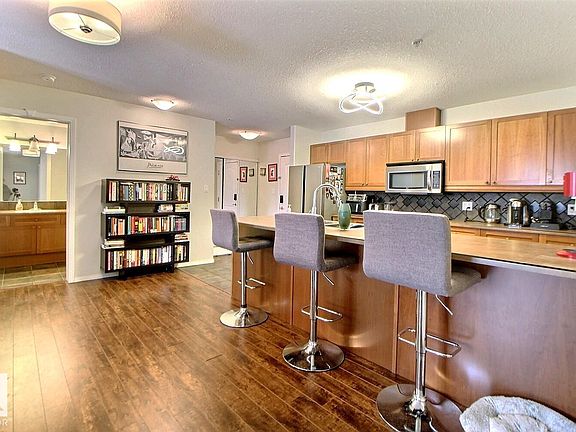 3rd image of 592 Hooke Rd NW #114