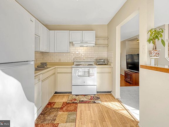 3rd image of 13659 Wildflower Ln