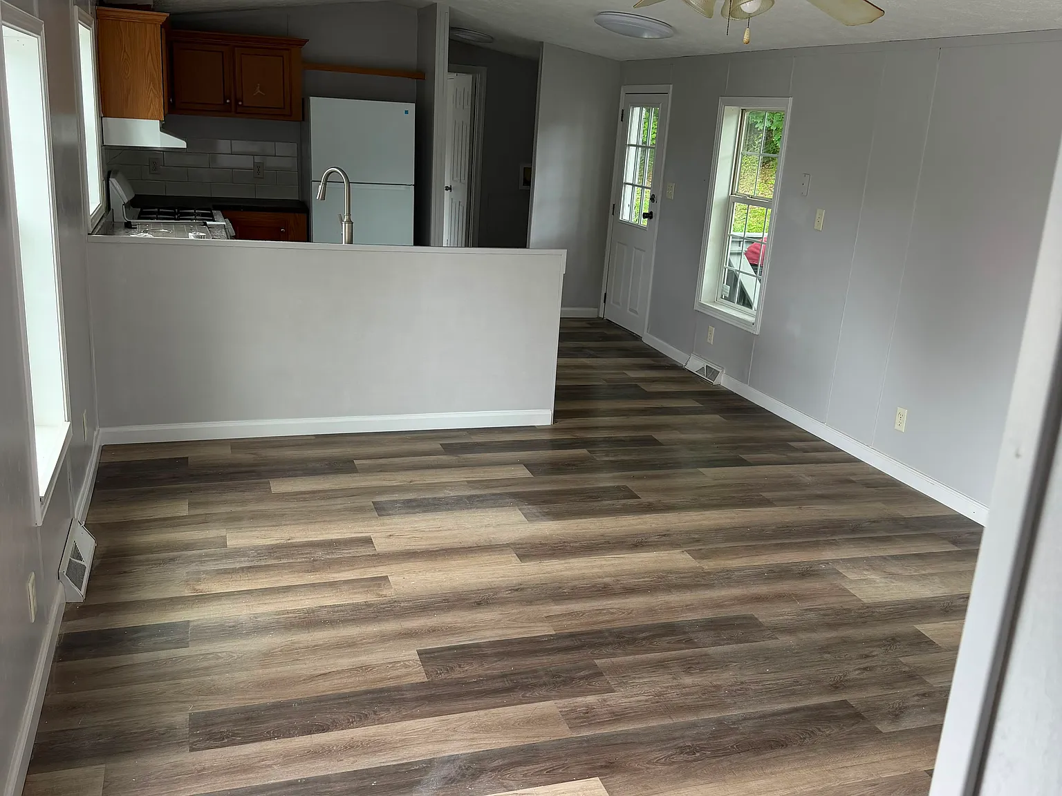 4 bed, 1100 sqft, $1,900 — Photo 3