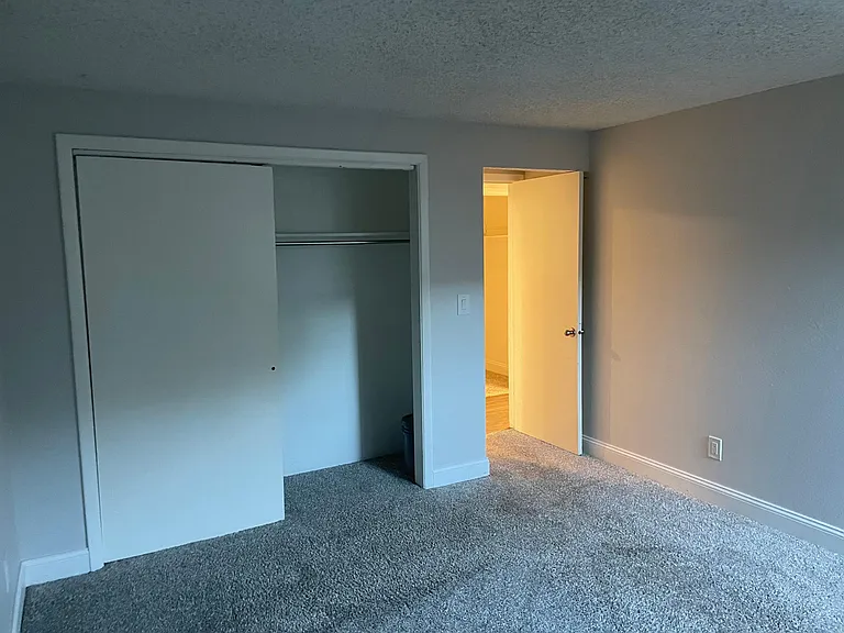 1606 Cottonwood Dr #1 — Photo 10