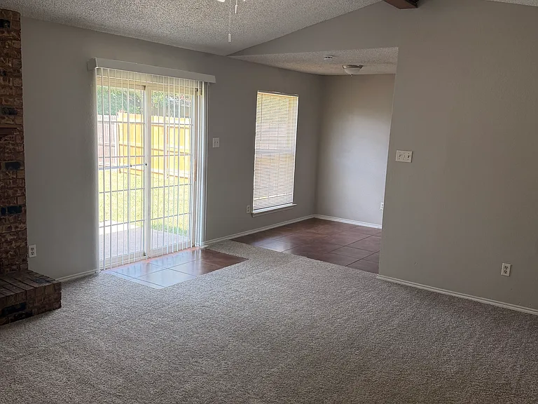 312 Juniper Dr — Photo 8