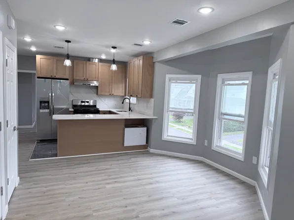 (undisclosed Address), Rutherford, NJ 07070