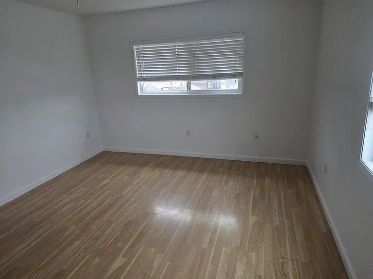Circle Dr — Photo 19