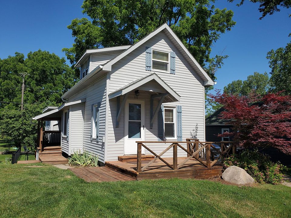1st image of 111 Tebeau Ct