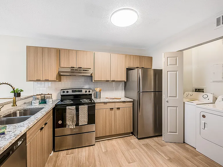 Enclave at North Point — Photo 4