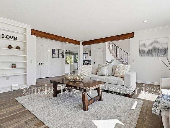 5th image of 29059 Meadow Glen Way W