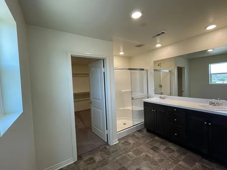 2957 Flagstaff Dr — Photo 10
