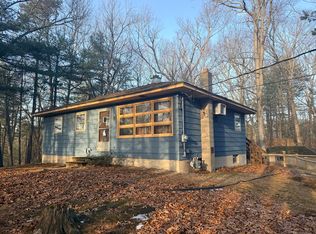 8 Molloy Rd, Georgetown, MA 01833