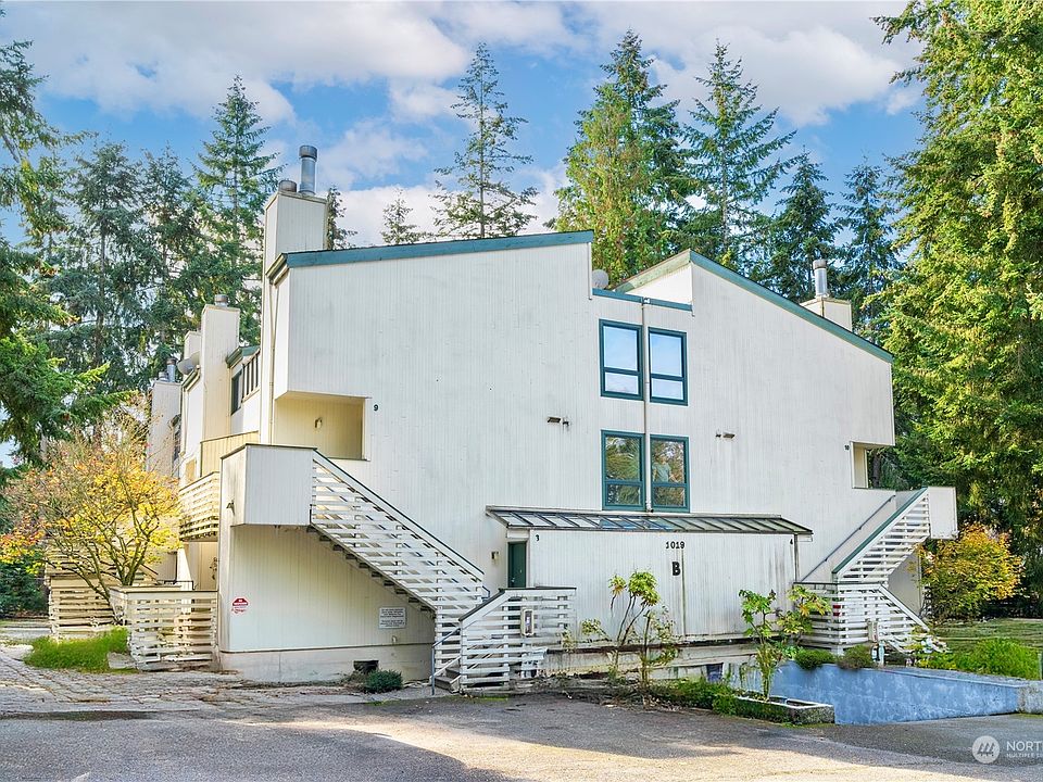 1st image of 1019 156th Avenue NE #B3