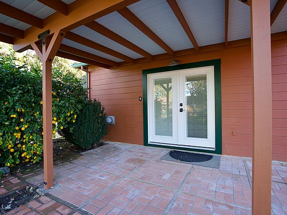 2nd image of 1055 Petra Dr #B