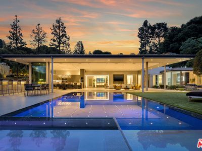 1975 Loma Vista Dr, Beverly Hills, CA, 90210