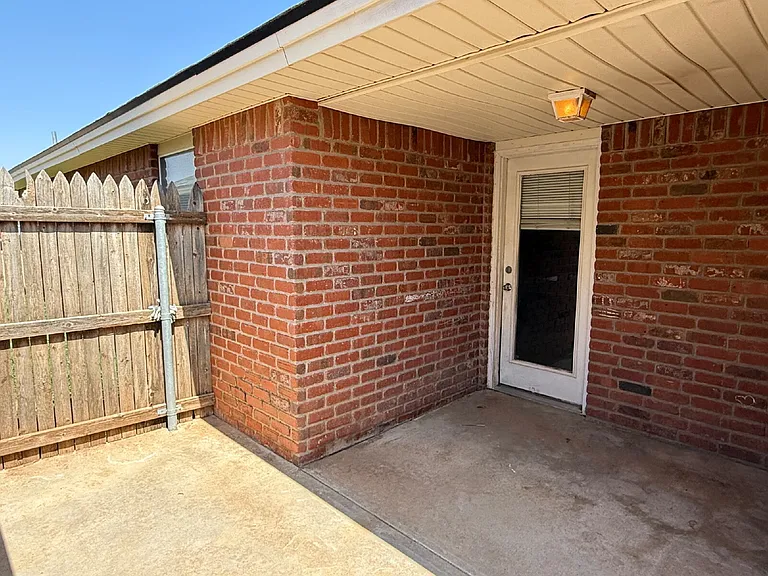 304 N Brentwood Ave #B — Photo 20