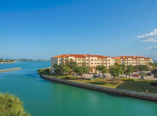 6 Harbour Isle Drive E #Ph01, Fort Pierce, FL 34949