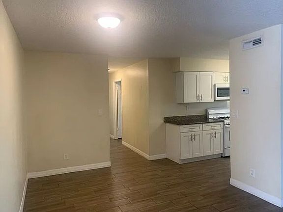 3rd image of 1050 Wayne Ave APT 41