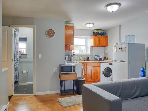 1720 S 5th St #3, Philadelphia, PA 19148