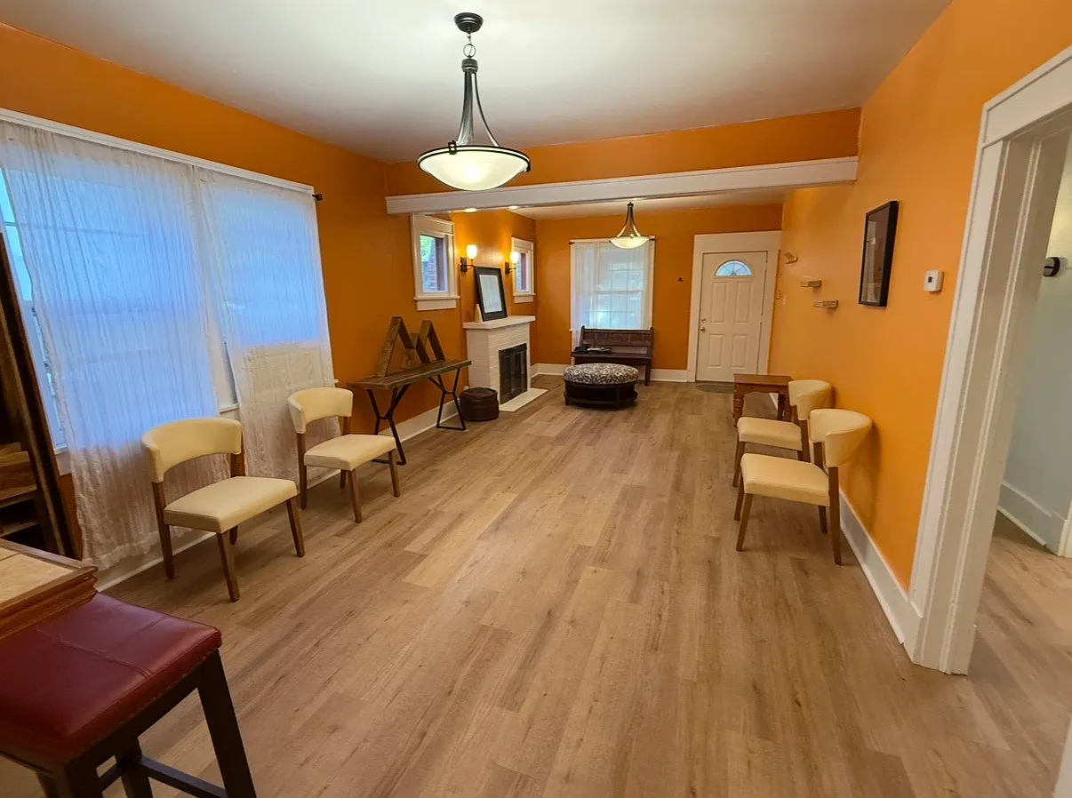 2 bed, 1100 sqft, $2,375 — Photo 3