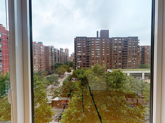 4th image of 775 Columbus Ave APT 7F