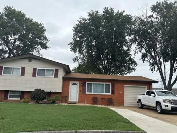 1004 Paula Dr, Arnold, MO 63010
