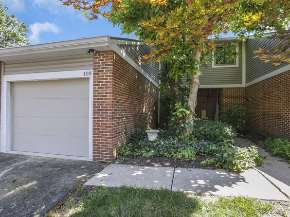 159 Corbins Mill Dr, Dublin, OH 43017