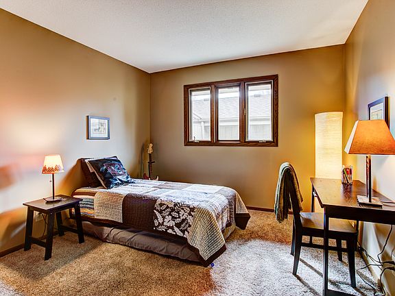 5th image of 2731 Mackubin St APT 23