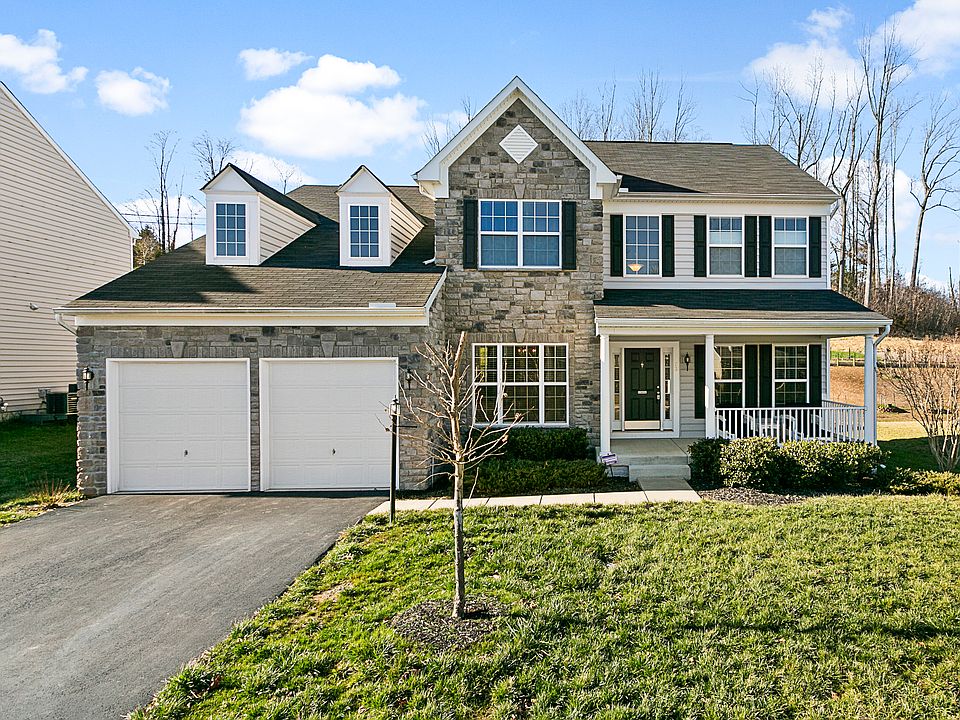1st image of 23 Woodford Dr