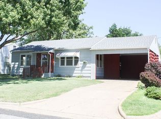 228 Cambridge Dr, Pratt, KS 67124