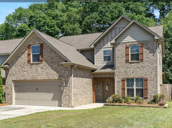 6510 Creek Cir, Bessemer, AL 35022