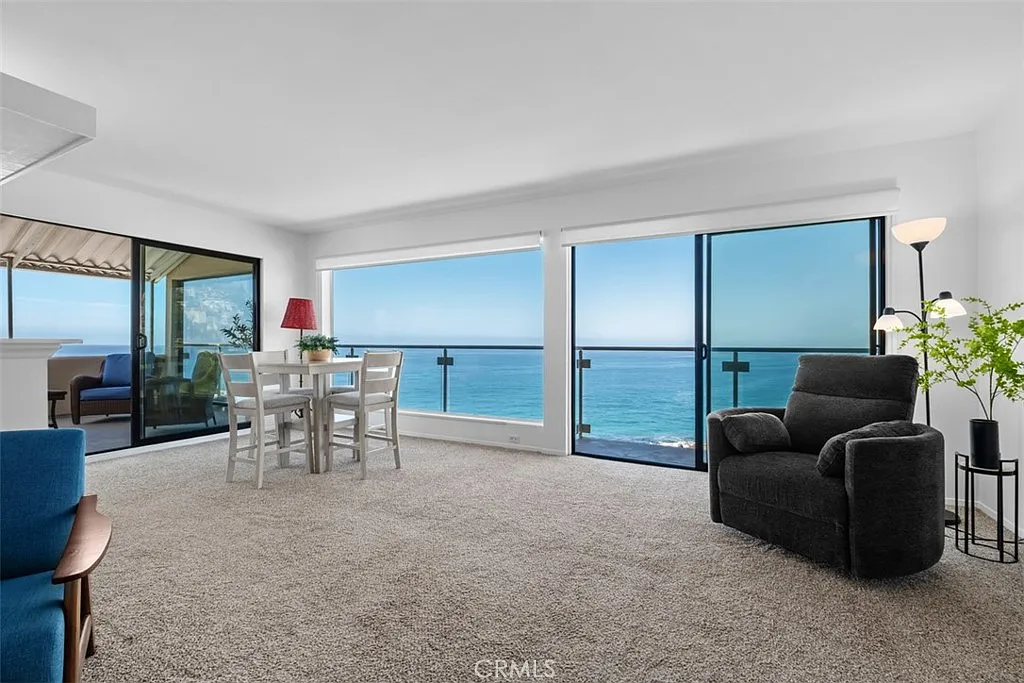 2 bed, 1136 sqft, $11,500 — Photo 4