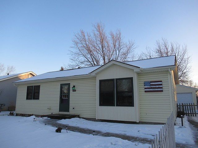 1st image of 614 Cherrywood Dr