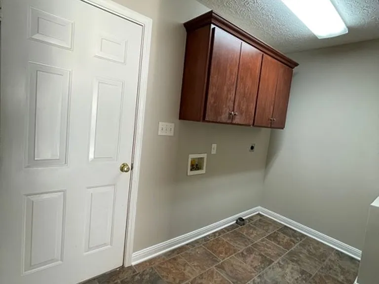 921 Corydalis Ct — Photo 21