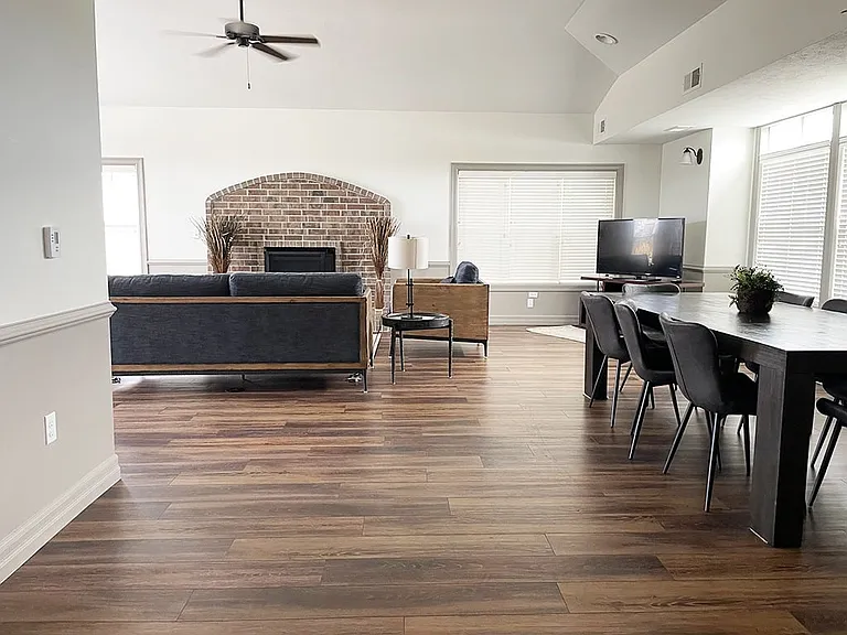 Fieldstream Apartment Homes — Photo 36